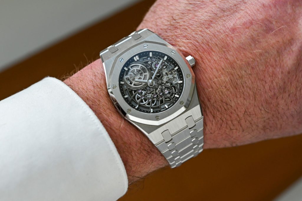 Super Clone Audemars Piguet Royal Oak “Jumbo” Extra-Thin Openworked in White Gold Review